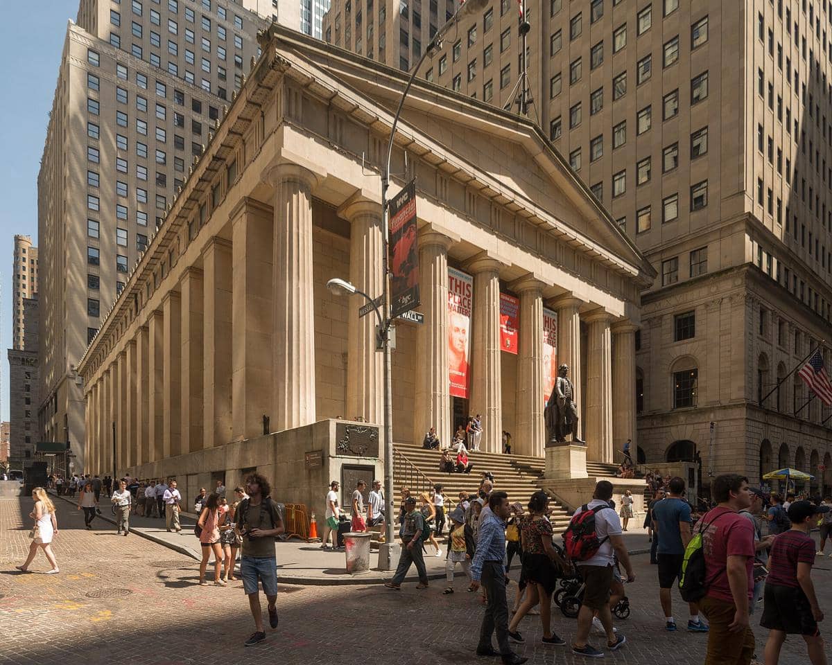 Potret Federal Hall