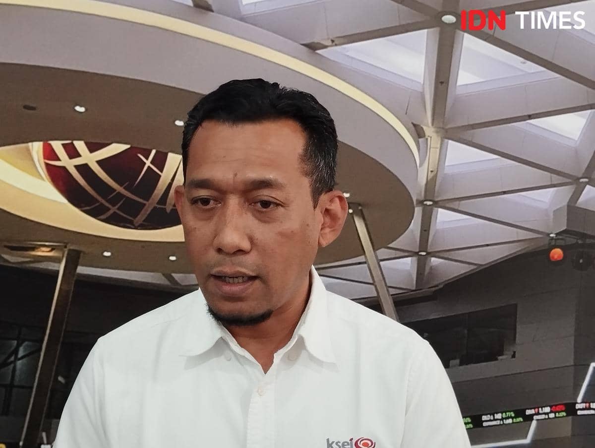 Kepala Unit Edukasi Layanan Jasa Investor Kustodian Sentral Efek Indonesia (KSEI), Abdul Azis Albakkar. (IDN Times/Dhana Kencana)