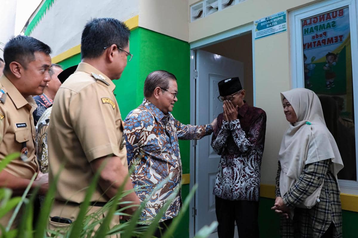 Pramono Resmikan 16 Rumah Baru untuk Korban Kebakaran di Mampang