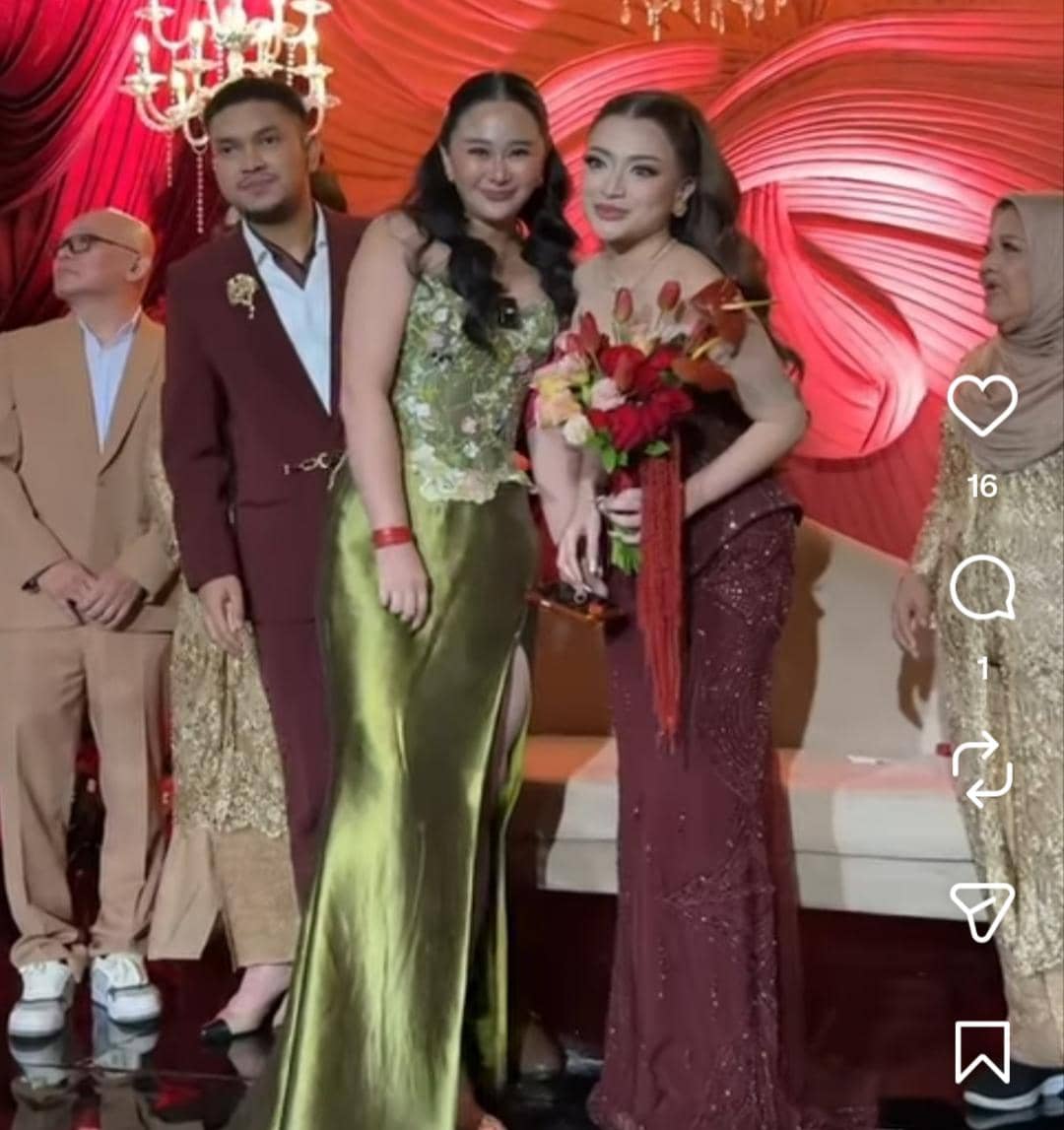 gaya kondangan tamu resepsi Nathalie