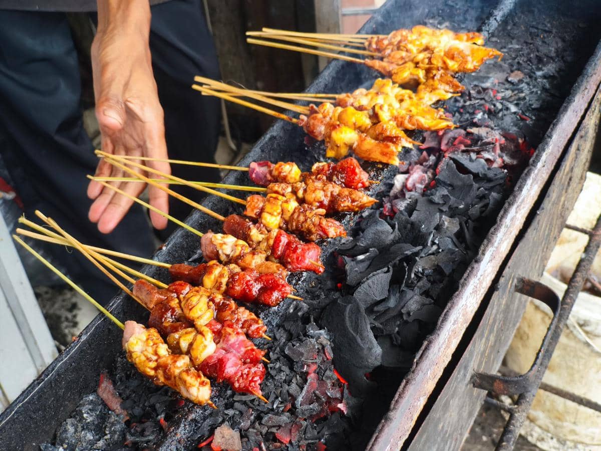 5 Jenis Sate Khas Lombok dengan Bumbu Khas yang Lezat