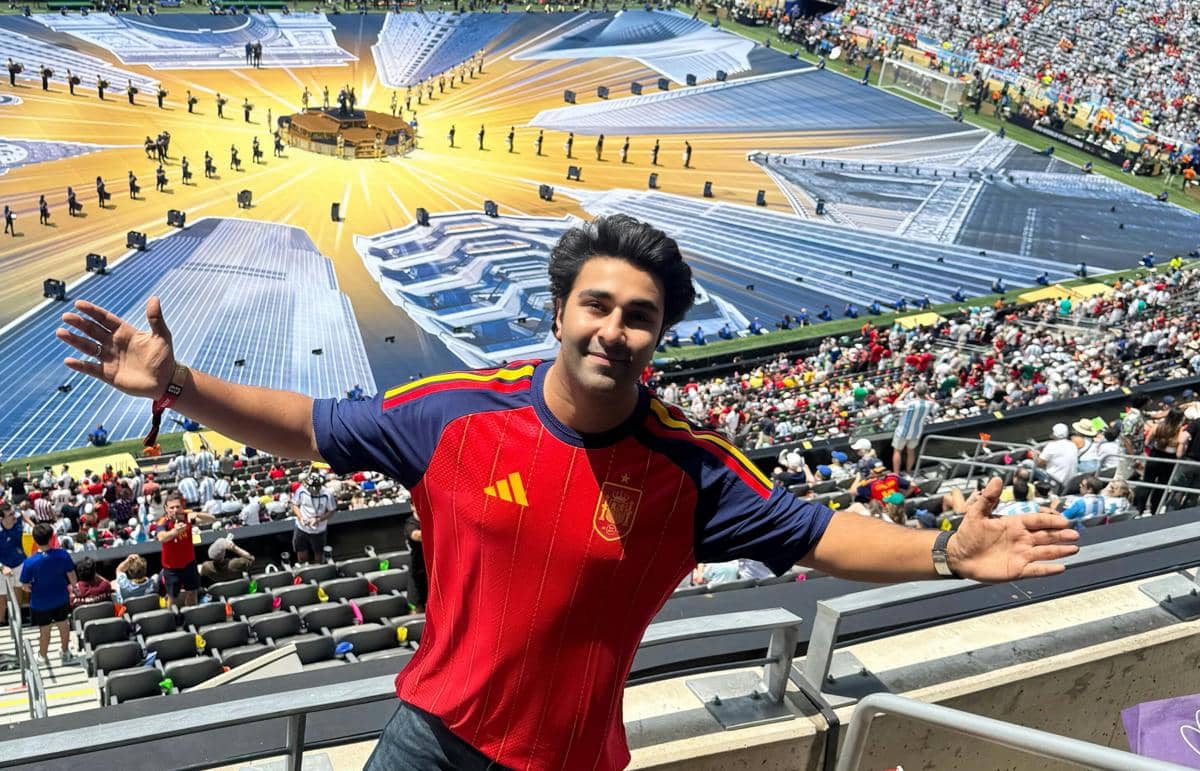 8 Potret Aadar Jain Nonton Final Piala Dunia Spanyol vs Argentina