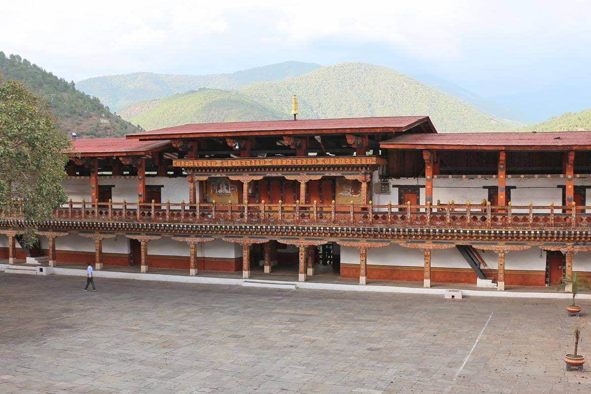 Punakha Dzong dibangun dengan teknik sambungan kayu tradisional