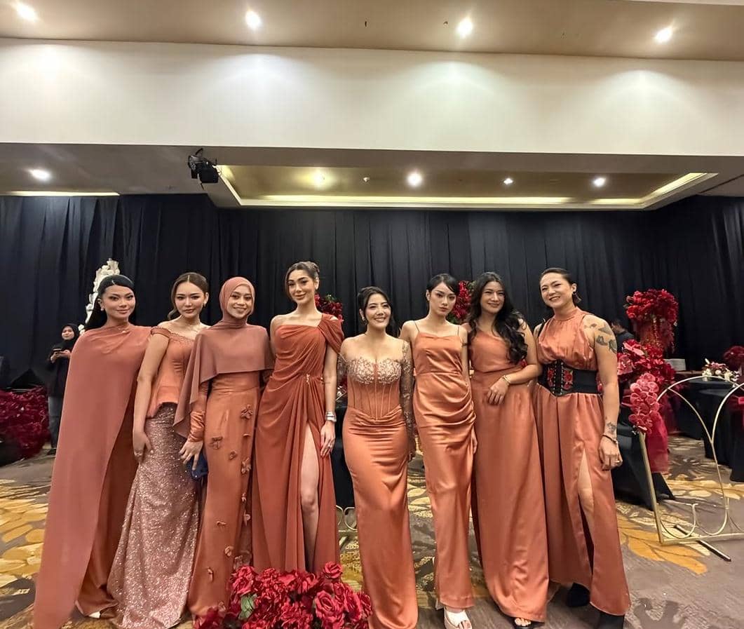 Artis di Akad Pernikahan Nathalie Holshcer dan Aripat (instagram.com/popsovia)