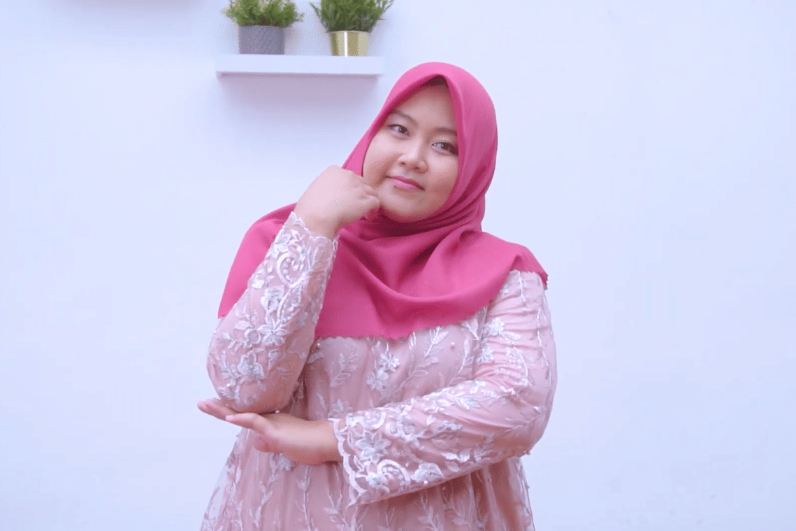 ilustrasi kebaya loose-fit