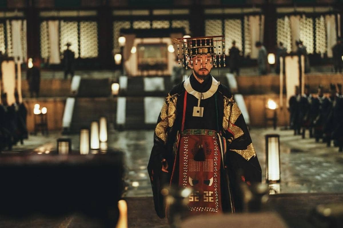 Still cut The East Palace