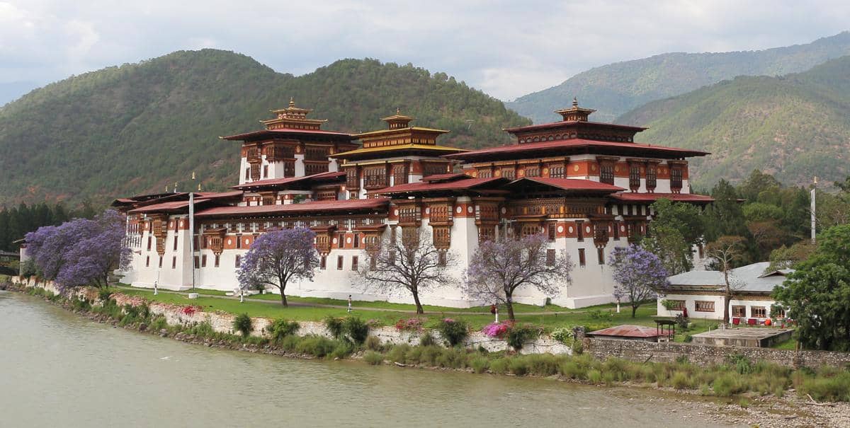 5 Fakta Punakha Dzong, Benteng Biara di Bhutan yang Dibangun Tanpa Paku