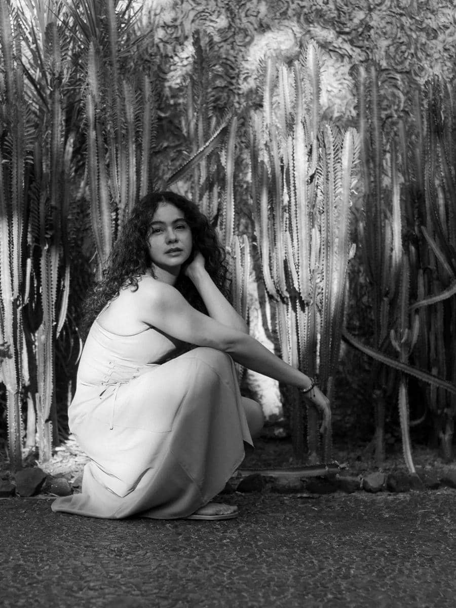 Photoshoot Sahila Hisyam saat liburan di Lombok