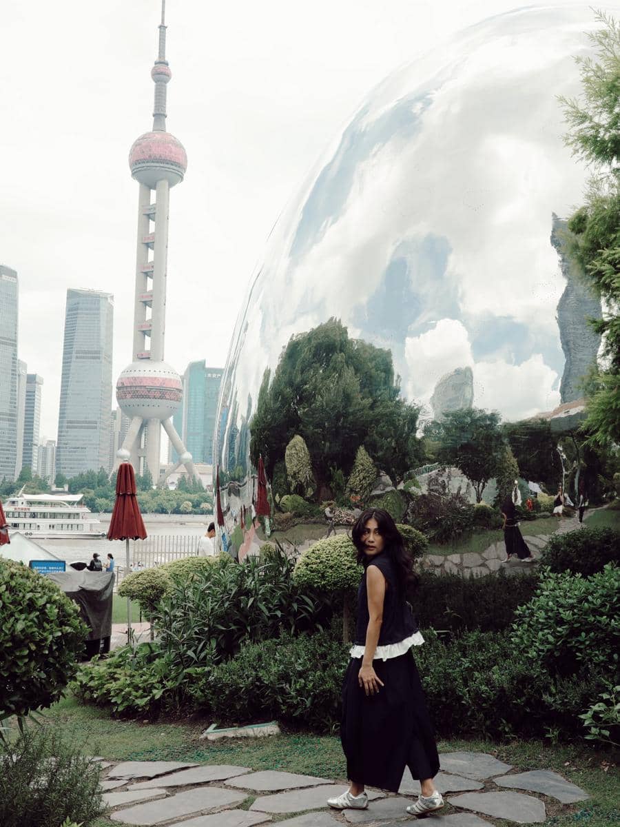 Gya Sadiqah jalan-jalan di Shanghai