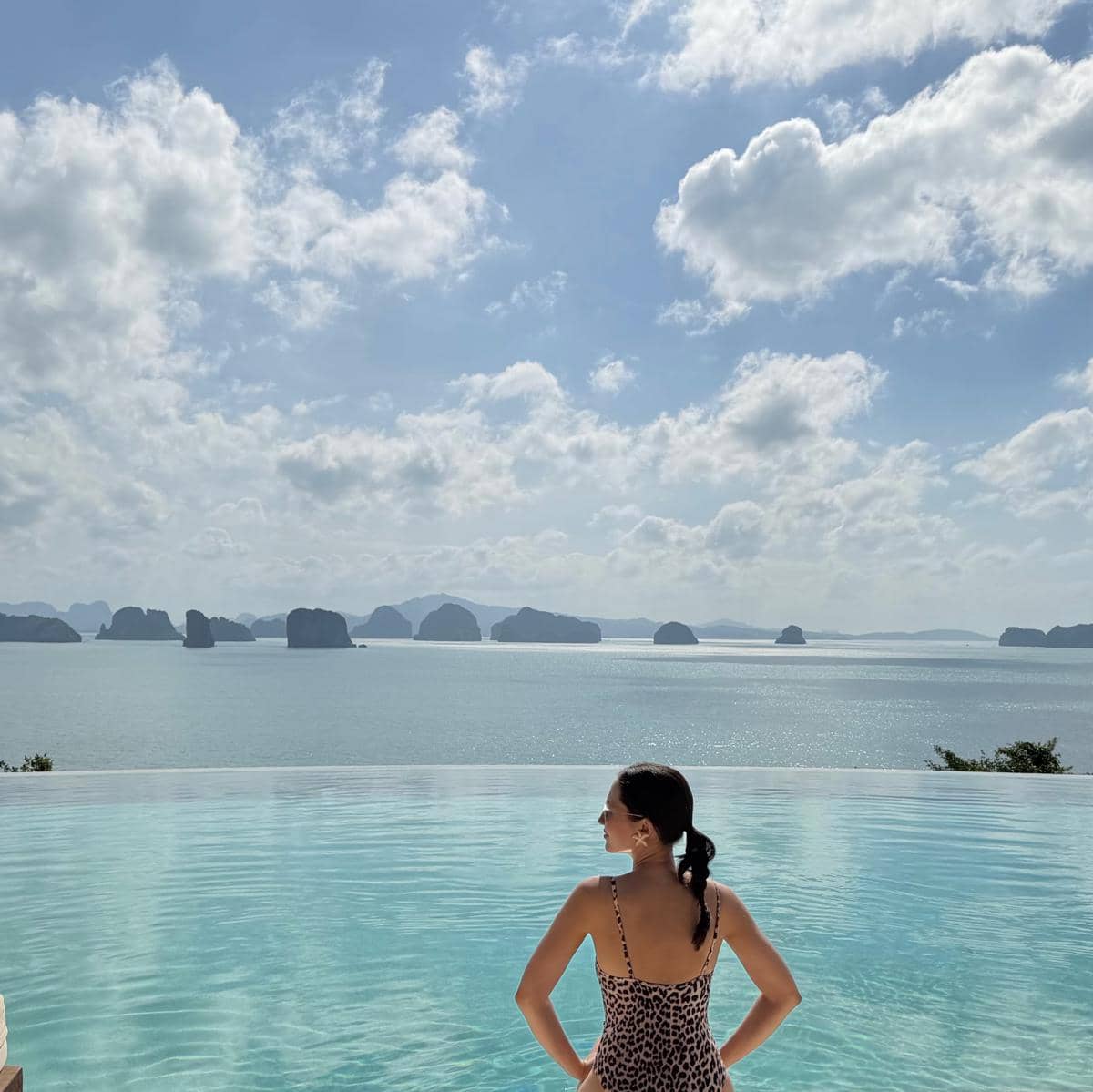 Pevita Pearce dan suami liburan