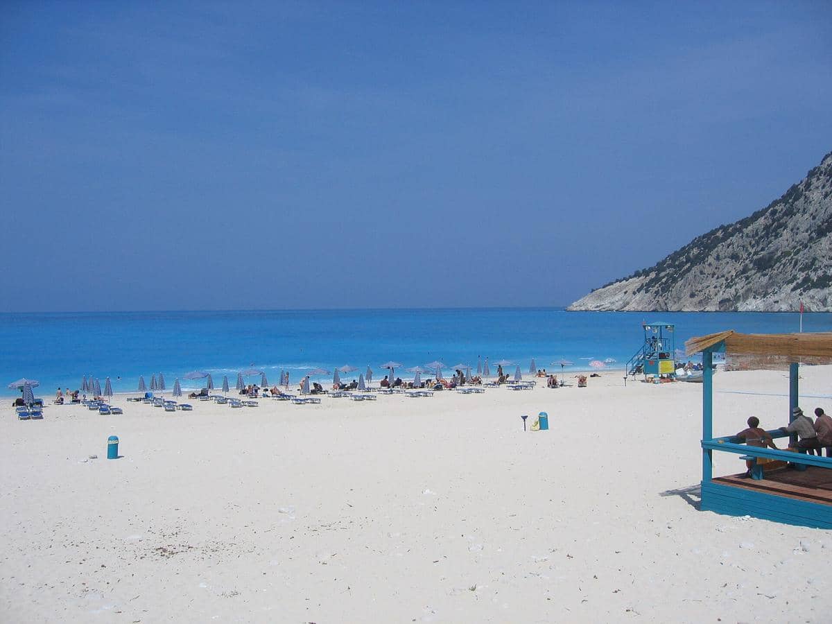Potret Myrtos Beach, Kefalonia