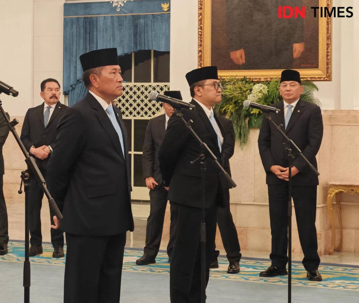 Prabowo Lantik Donny Ermawan Jadi Gubernur URI, Yos Sunitiyoso Wagub