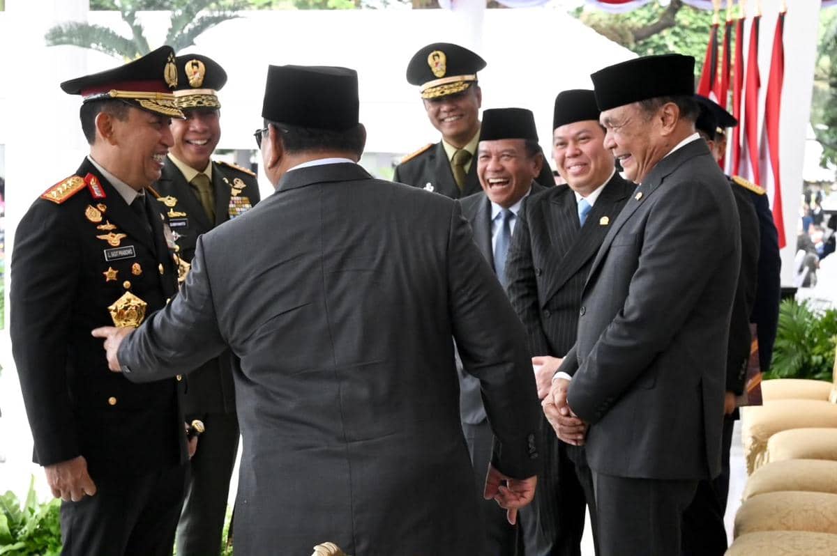Momen Kebersamaan Prabowo, Kapolri, Panglima Hadiri Praspa di Istana