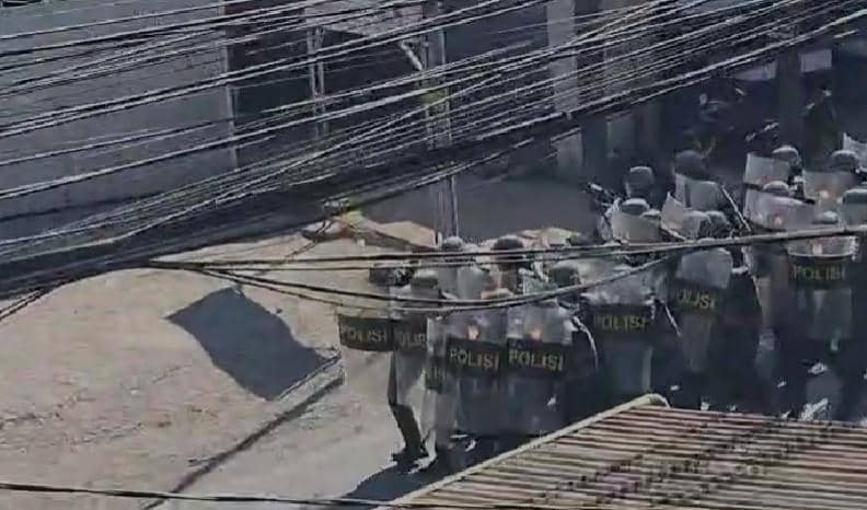 Konstatering Lahan di Makassar Ricuh, Polisi Kena Lemparan Batu