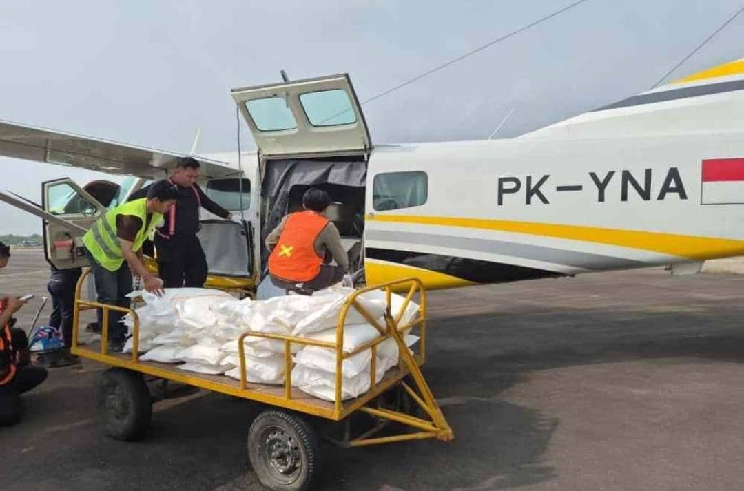 Kementerian Kehutanan menggelar Operasi Modifikasi Cuaca (OMC) di Sumatra Selatan untuk mencegah karhutla.