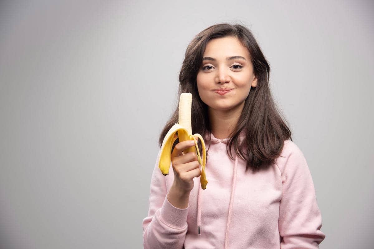 Makan Pisang saat Minum Obat, Aman atau Tidak?