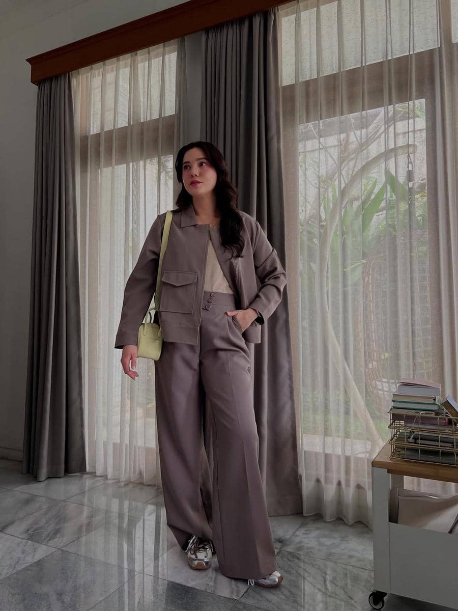 referensi outfit one set ala Alice Norin