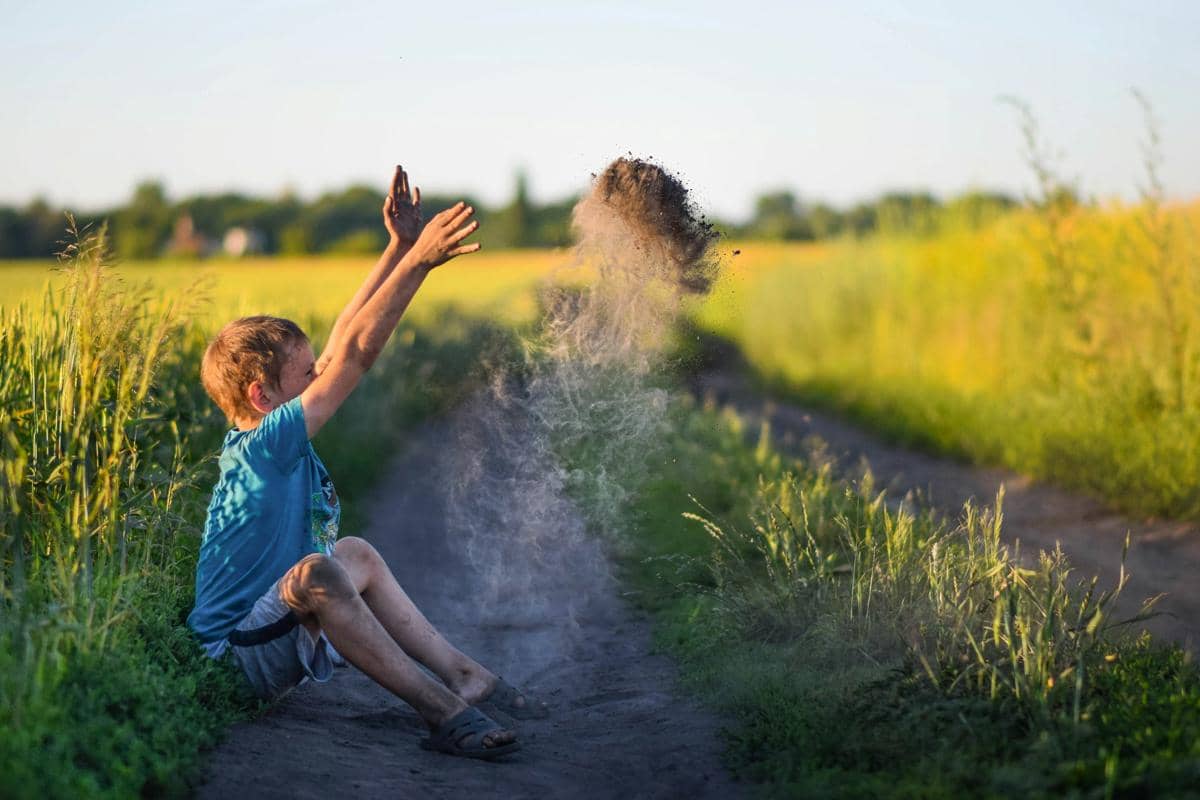 ilustrasi dust devil (unsplash.com/Dmytro Bukhantsov)