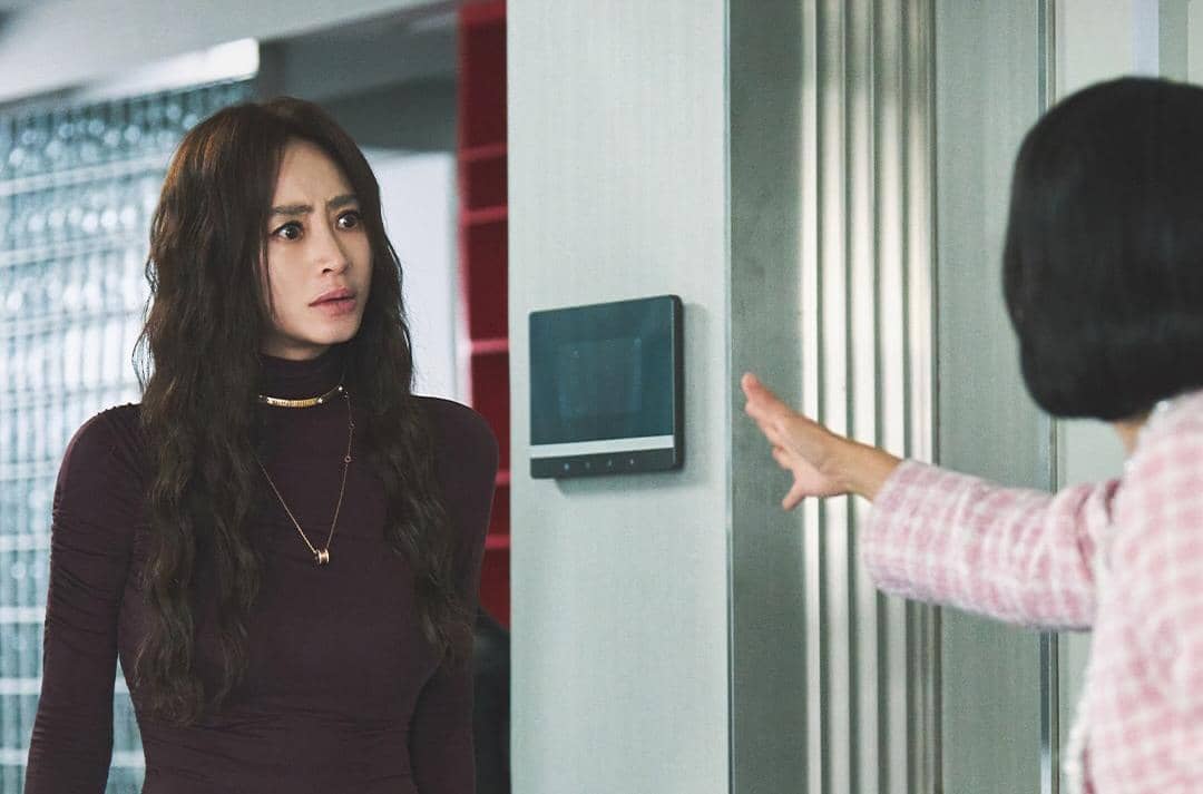 Kim Hye Soo di drama The Affair Was Just the Beginning