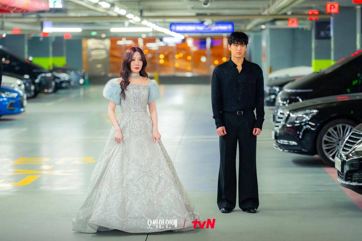 still cuts drama Spooky in Love