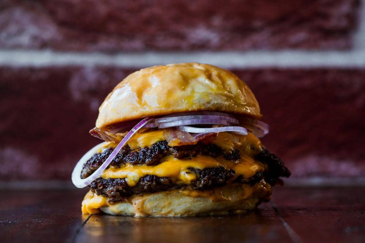 ilustrasi smash burger