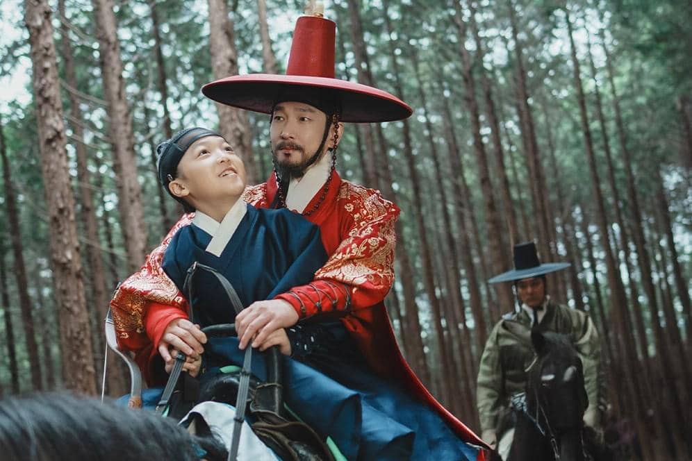 still cuts drama The East Palace