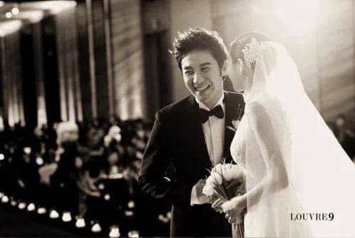 Uhm Tae Woong dan Yoon Hye Jin
