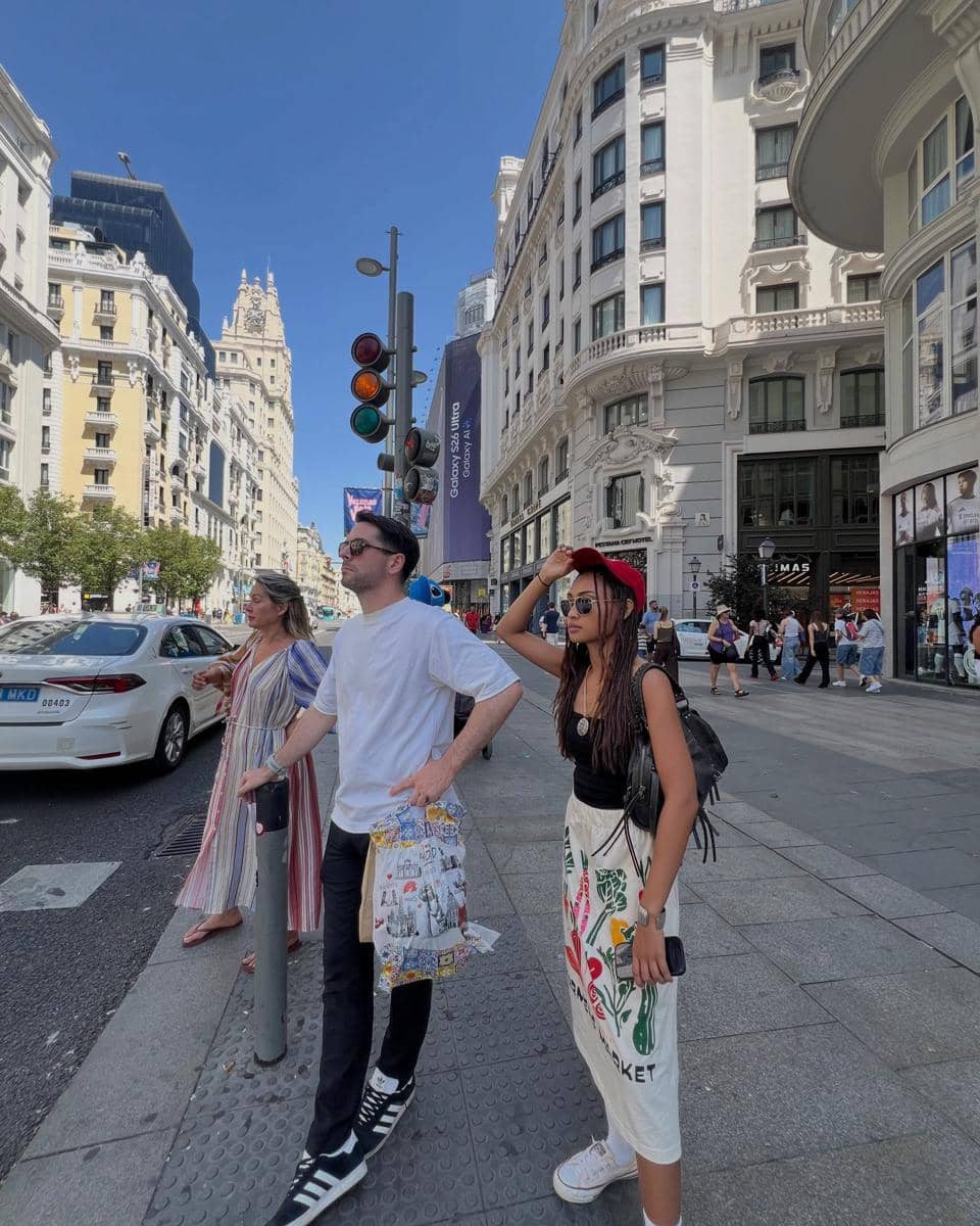 Novia Bachmid menikmati kemegahan Royal Palace of Madrid