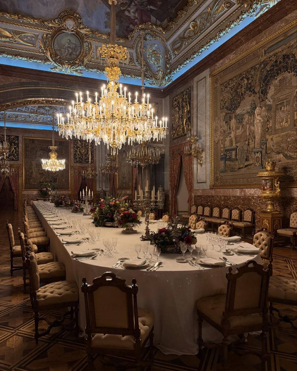 Novia Bachmid menikmati kemegahan Royal Palace of Madrid