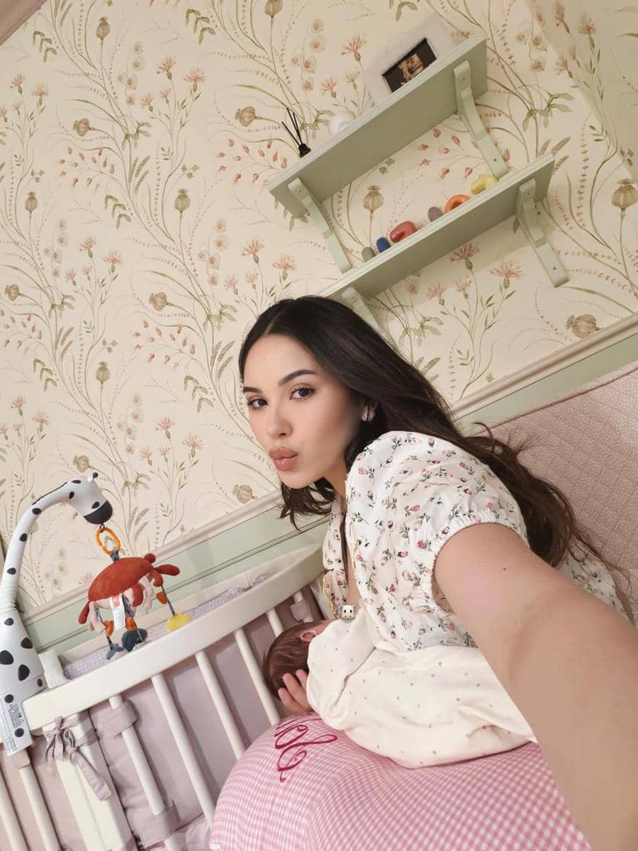 Alyssa Daguise momong anak