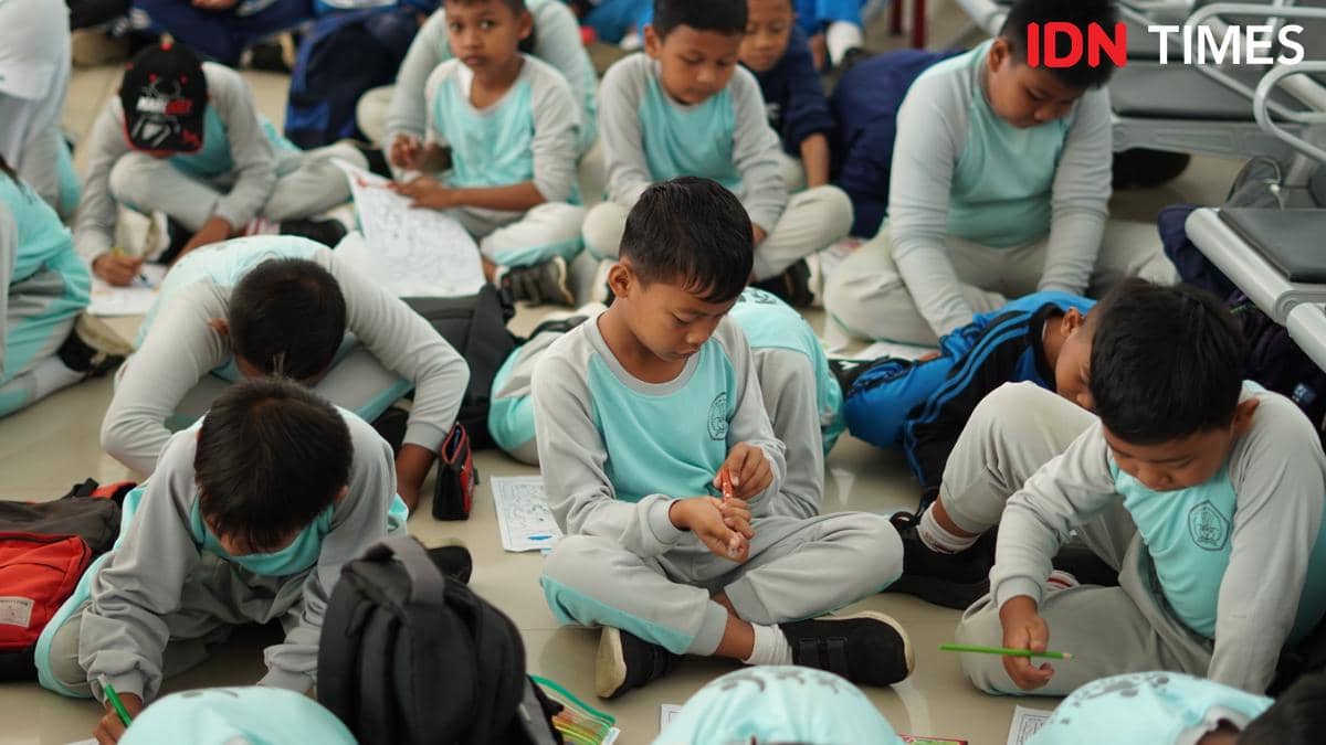 Seru! Anak-anak Diajak Naik KA Gratis hingga Belajar Dunia Kereta Api
