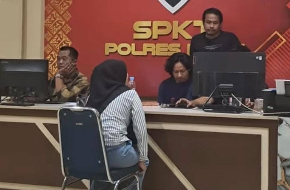 Staf DPRD Kabupaten Bone melaporkan Ketua DPRD Andi Tenri Walinonong ke polisi terkait dugaan penganiayaan. (dok. Istimewa)