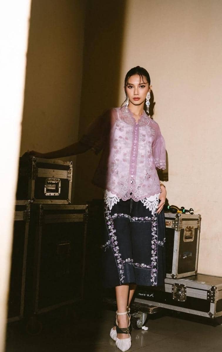 Gaya Sheila Dara Menyambut Hari Kebaya 2026 (instagram.com/sheiladaisha)
