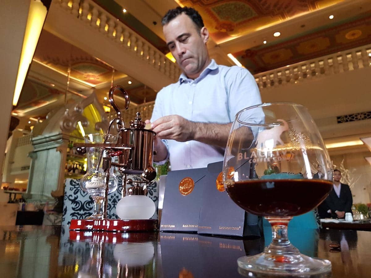 ilustrasi black ivory coffee