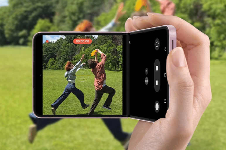 Samsung Galaxy Z Flip 8