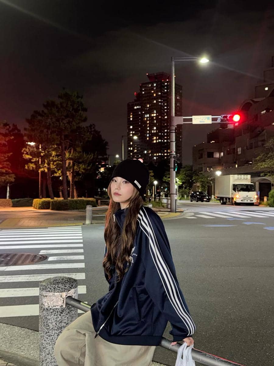 gaya fashion boyish Yeji ITZY