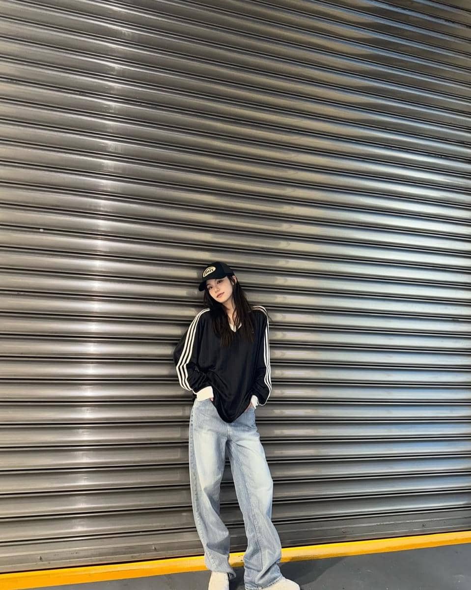 gaya fashion boyish Yeji ITZY