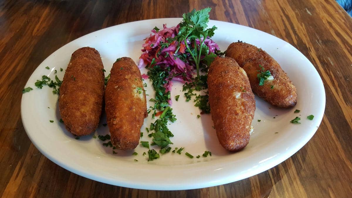 ilustrasi croquetas de jamón