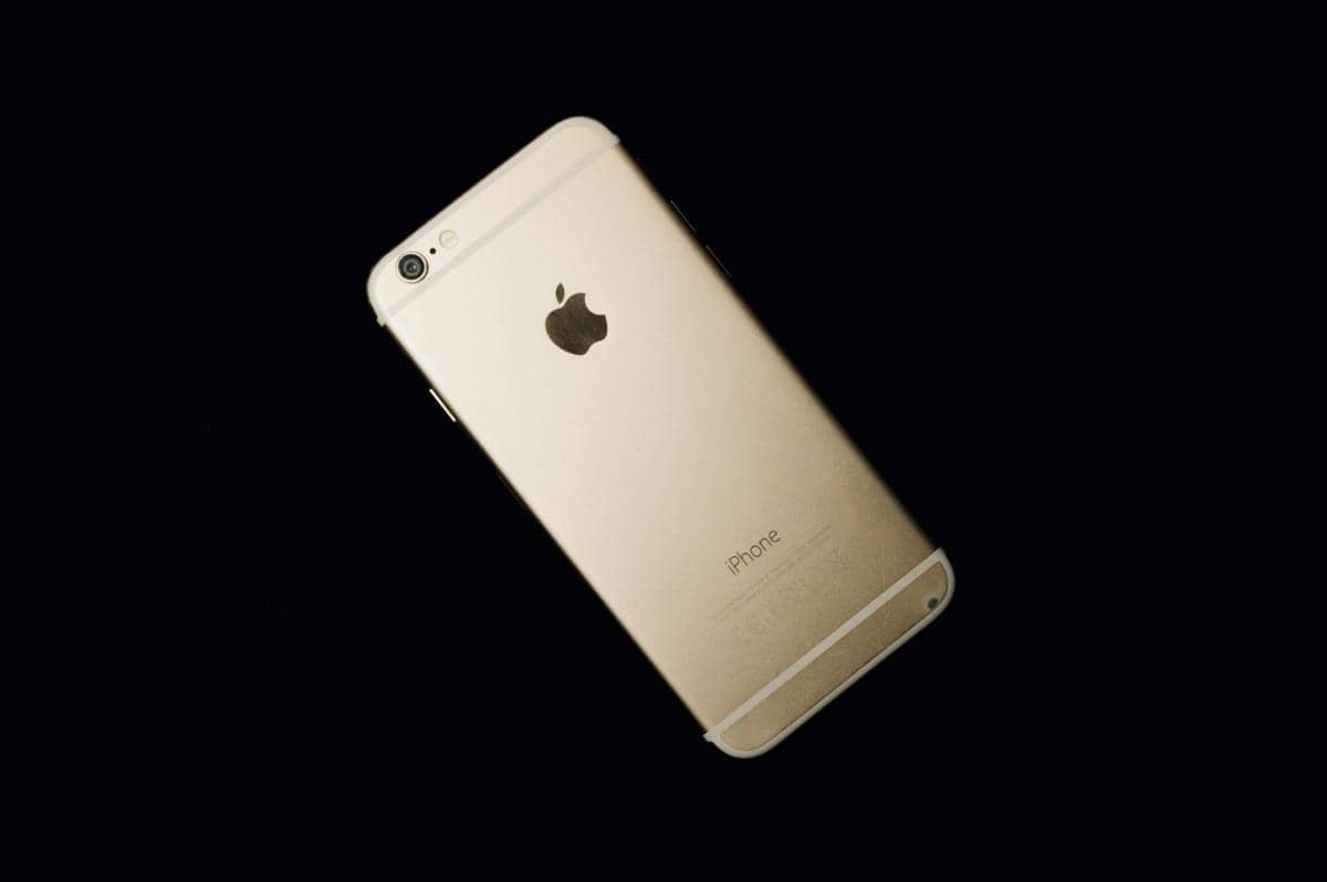 ilustrasi iPhone