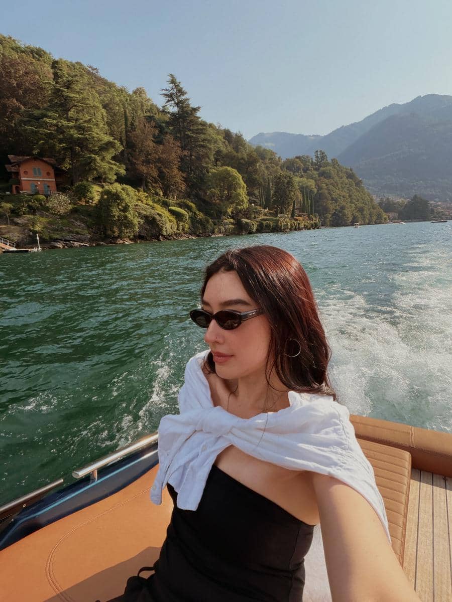 Natasha Ryder menikmati keindahan Danau Como