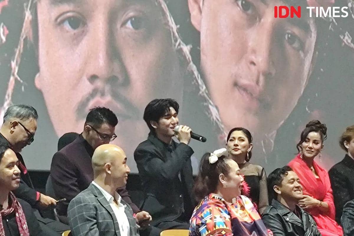 Banyak dibantu Claresta Taufan selama proses syuting.jpg