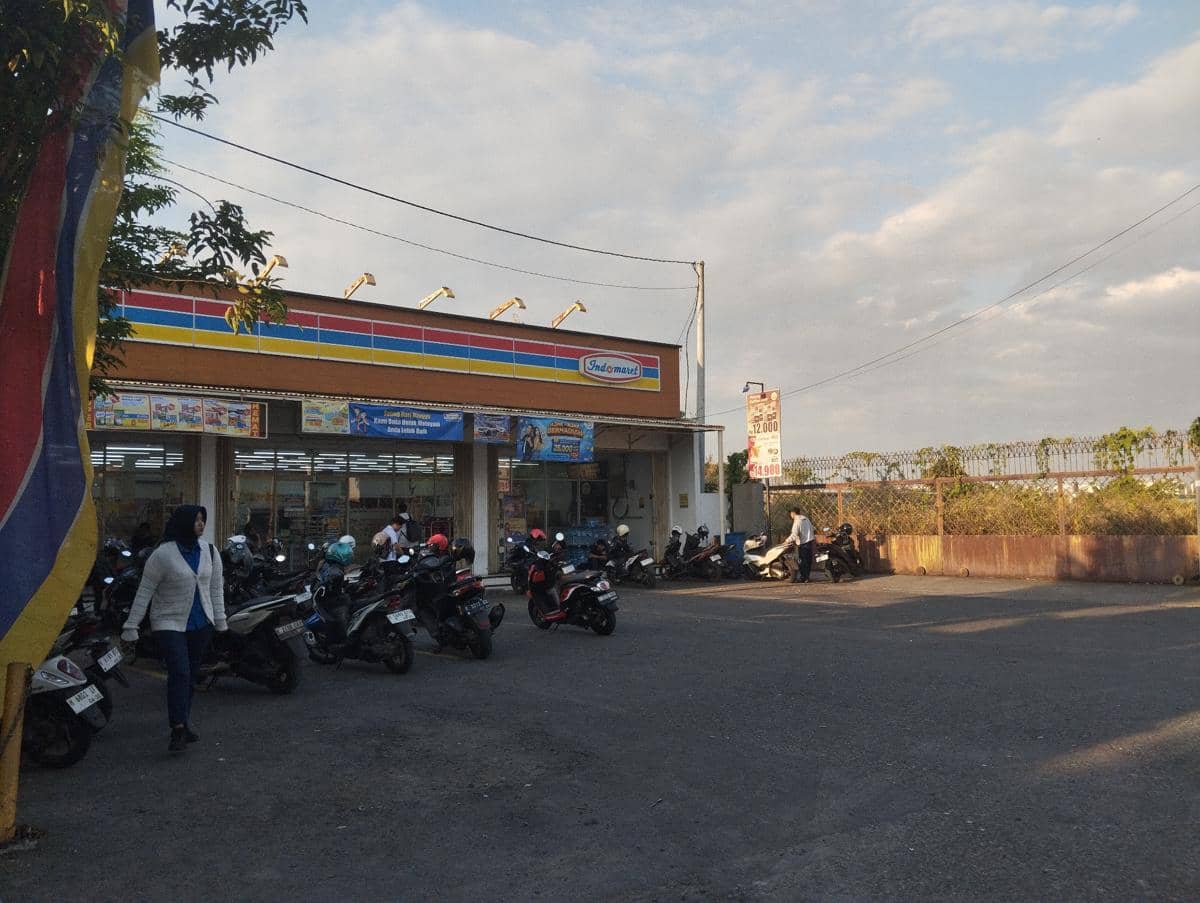 Ilustrasi Indomaret di Semarang. (IDN Times/Dhana Kencana)