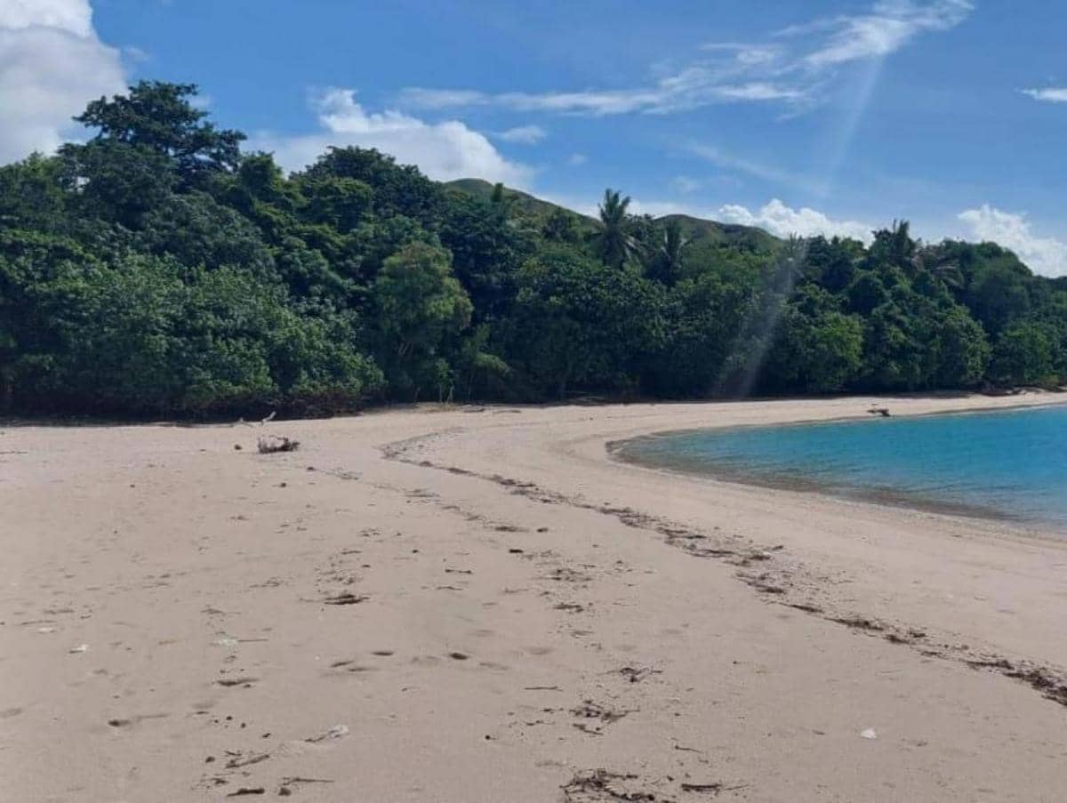 Potret pantai di Nuca Molas, Manggarai, Nusa Tenggara Timur 
