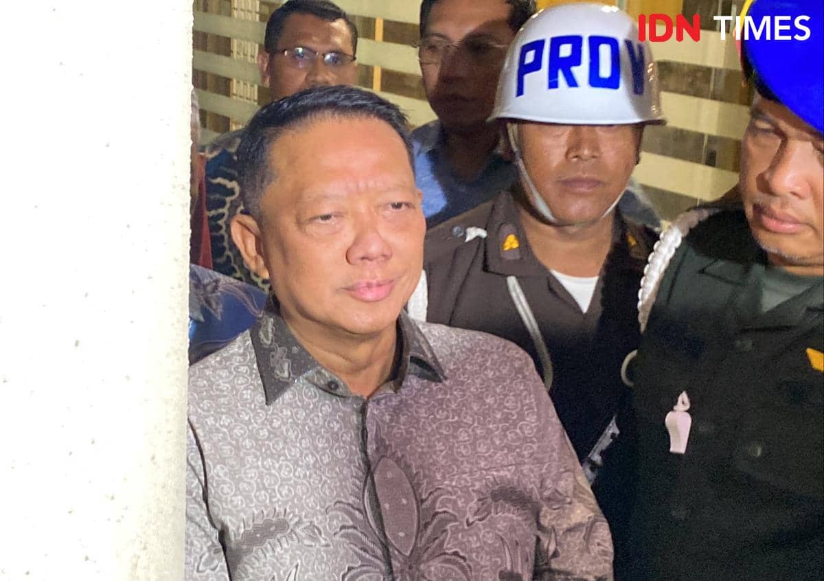Febrie Adriansyah Ditahan, Tak Pakai Rompi Tahanan dan Borgol