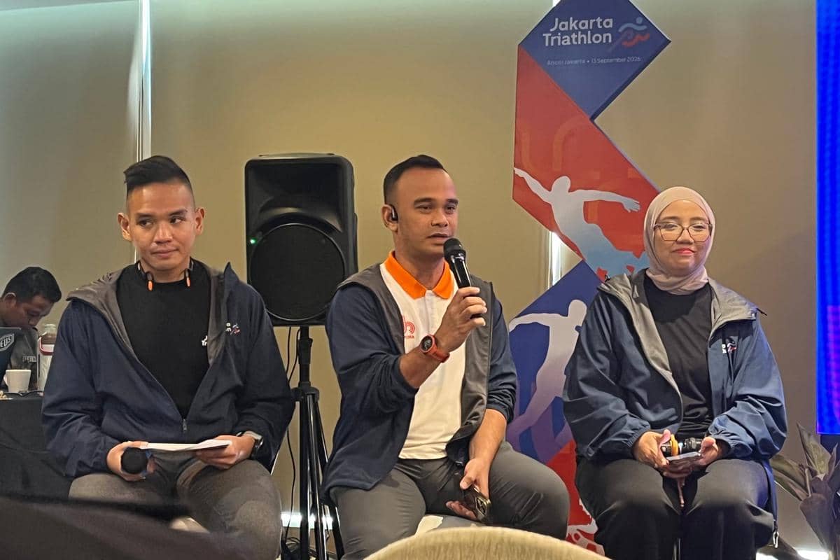 Konferensi pers Jakarta Triathlon 2026.