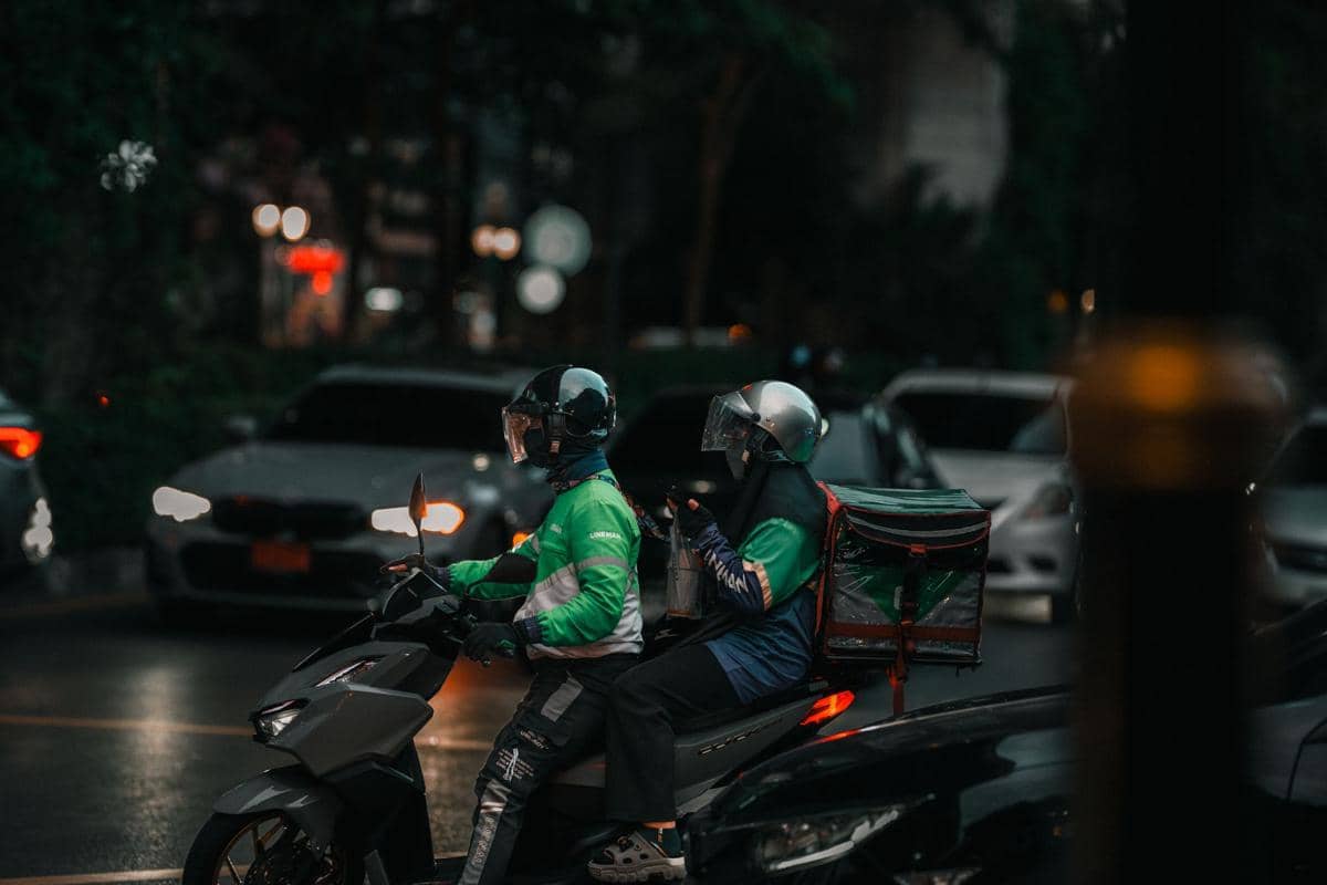Ilustrasi ojek online