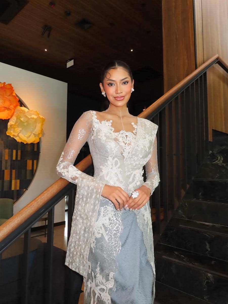 Potret Agnes Rahajeng Rayakan Hari Kebaya Nasional di Miss Supranational 2026