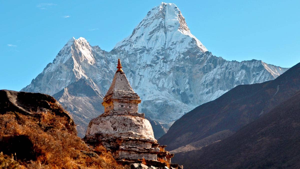 Gunung Ama Dablam