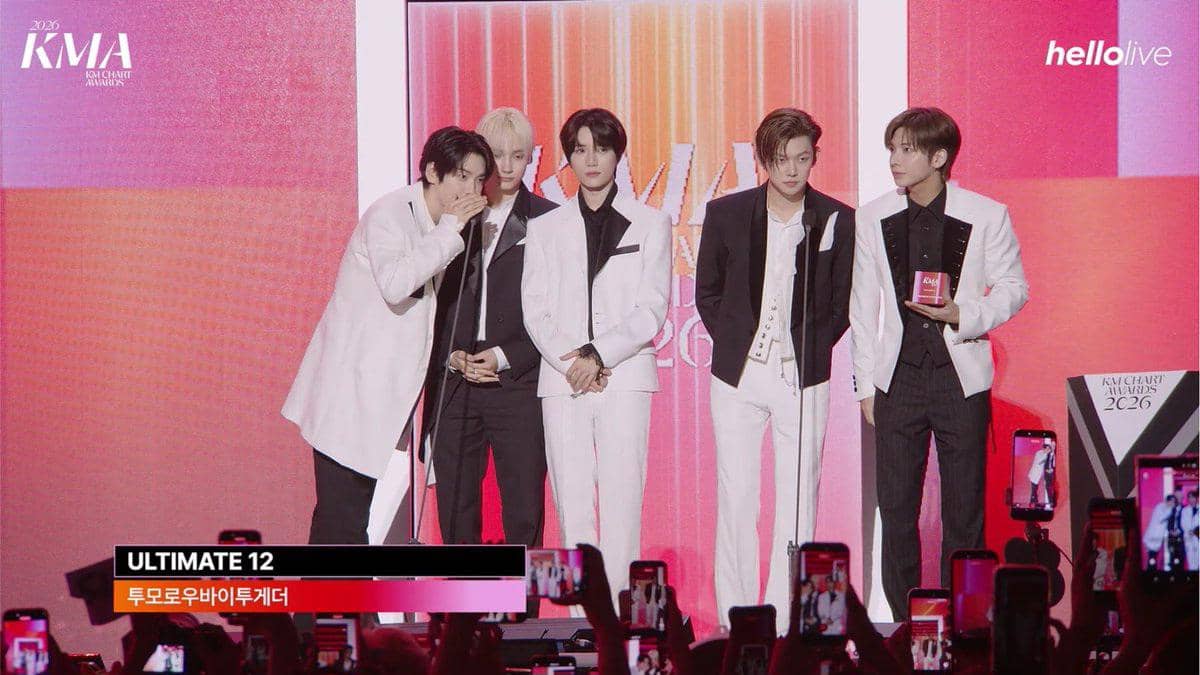 potret TXT di KM Chart Awards 2026