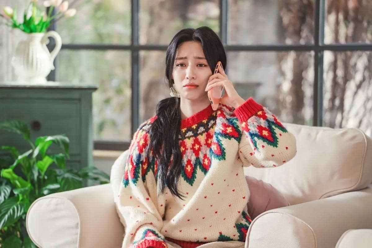 still cuts drama Love In Sync